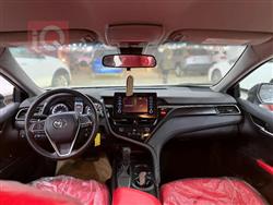 تۆیۆتا کامری